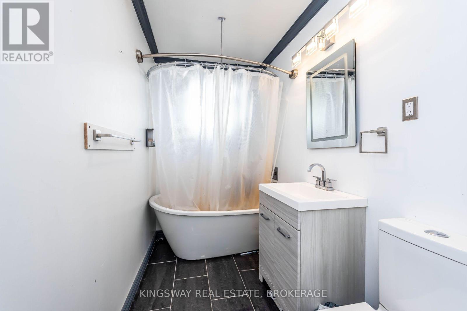 556 Barton Street E, Hamilton, Ontario  L8E 5N3 - Photo 19 - X13666908