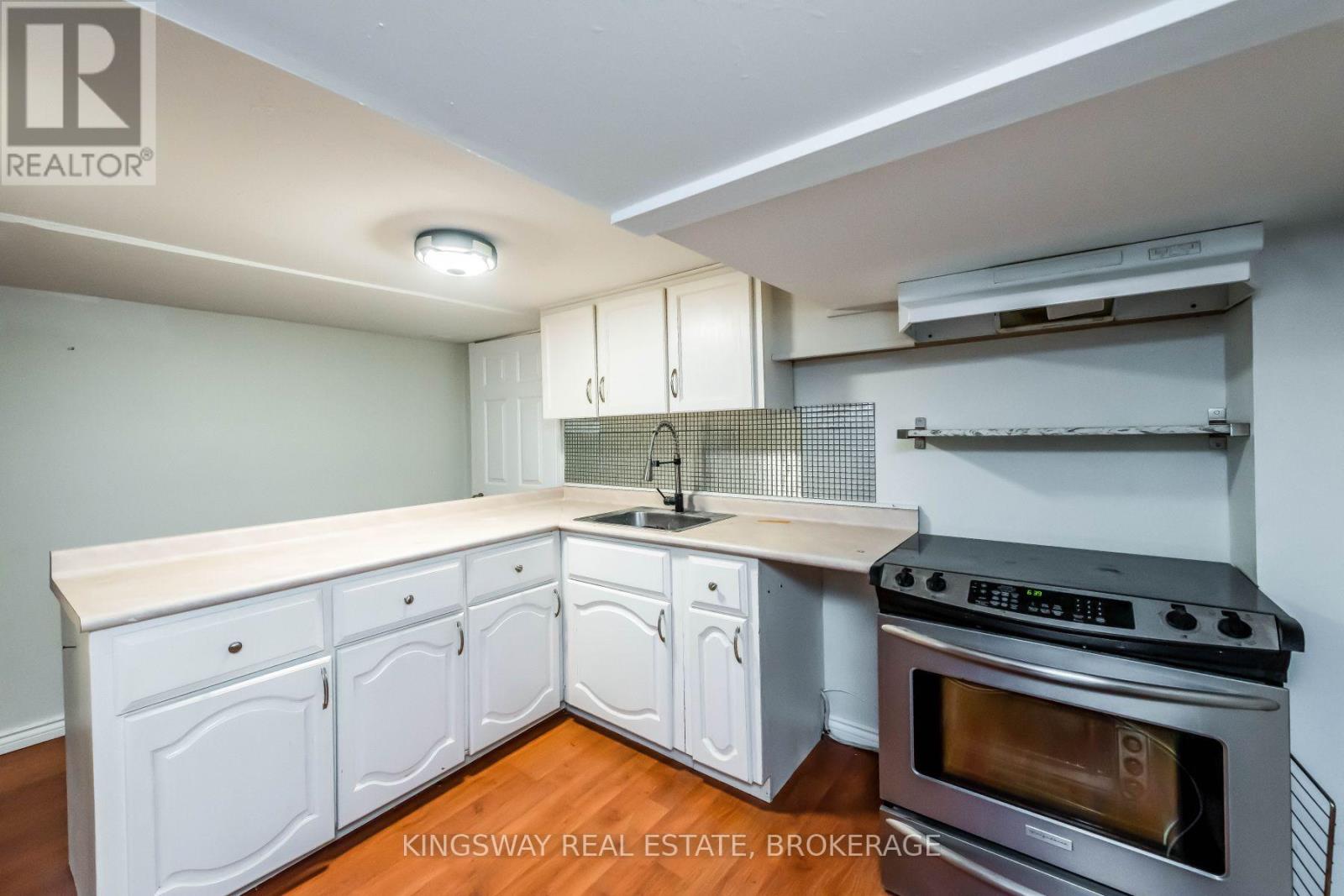 556 Barton Street E, Hamilton, Ontario  L8E 5N3 - Photo 25 - X13666908