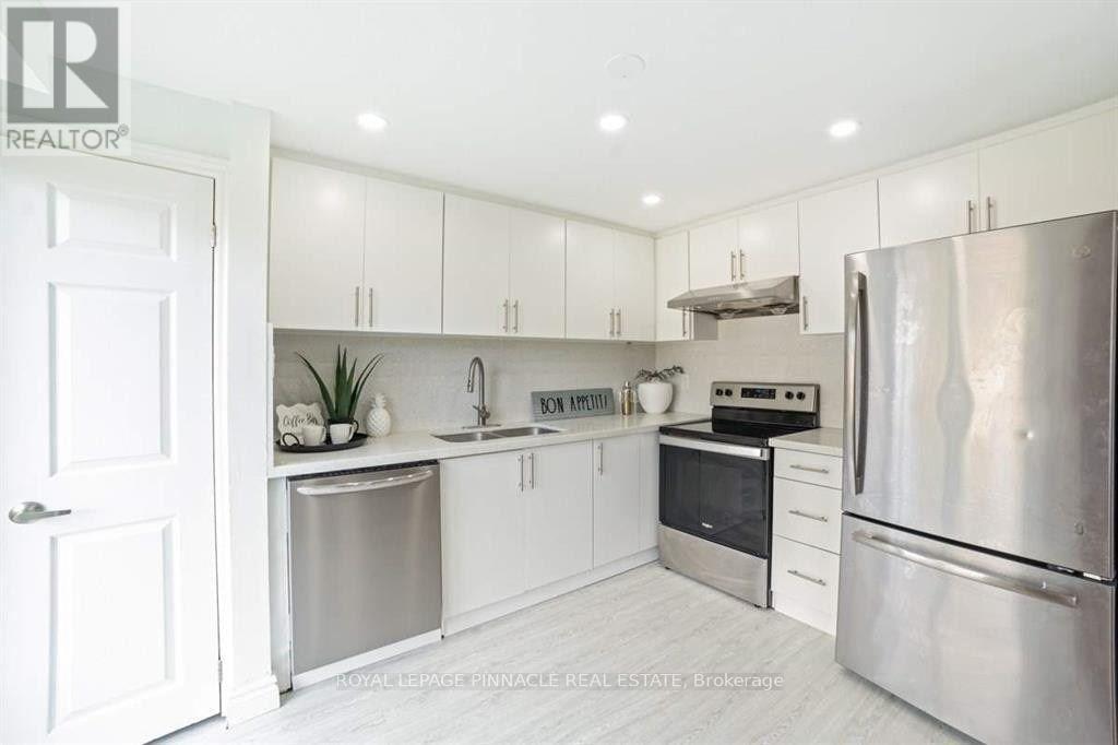 733 PARKVIEW CRESCENT, Cambridge, Ontario