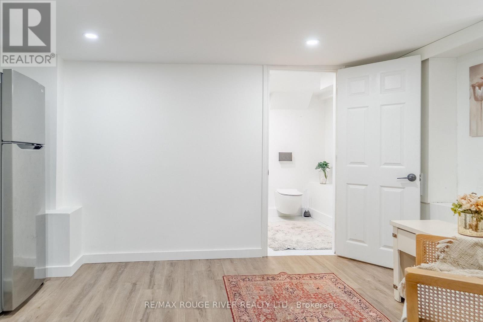 1721 S Cameron Blvd Boulevard, Windsor, Ontario  N9B 3C9 - Photo 40 - X13667086