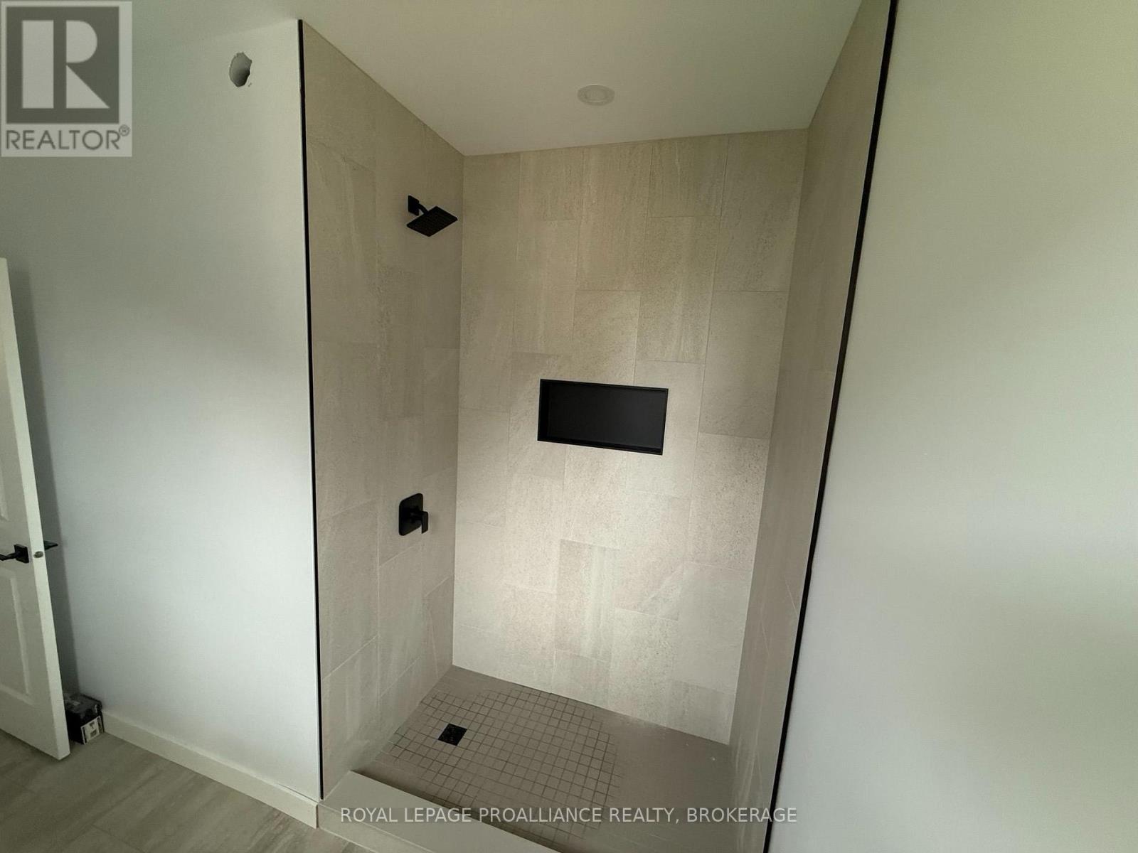 733 Squirrel Hill Drive, Kingston, Ontario  K7P 0B2 - Photo 5 - X13535140