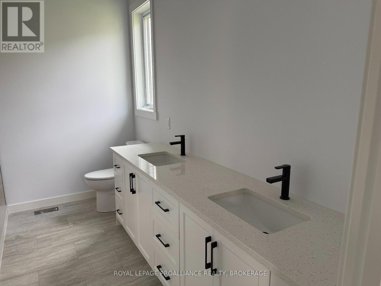 733 Squirrel Hill Drive, Kingston, Ontario  K7P 0B2 - Photo 4 - X13535140