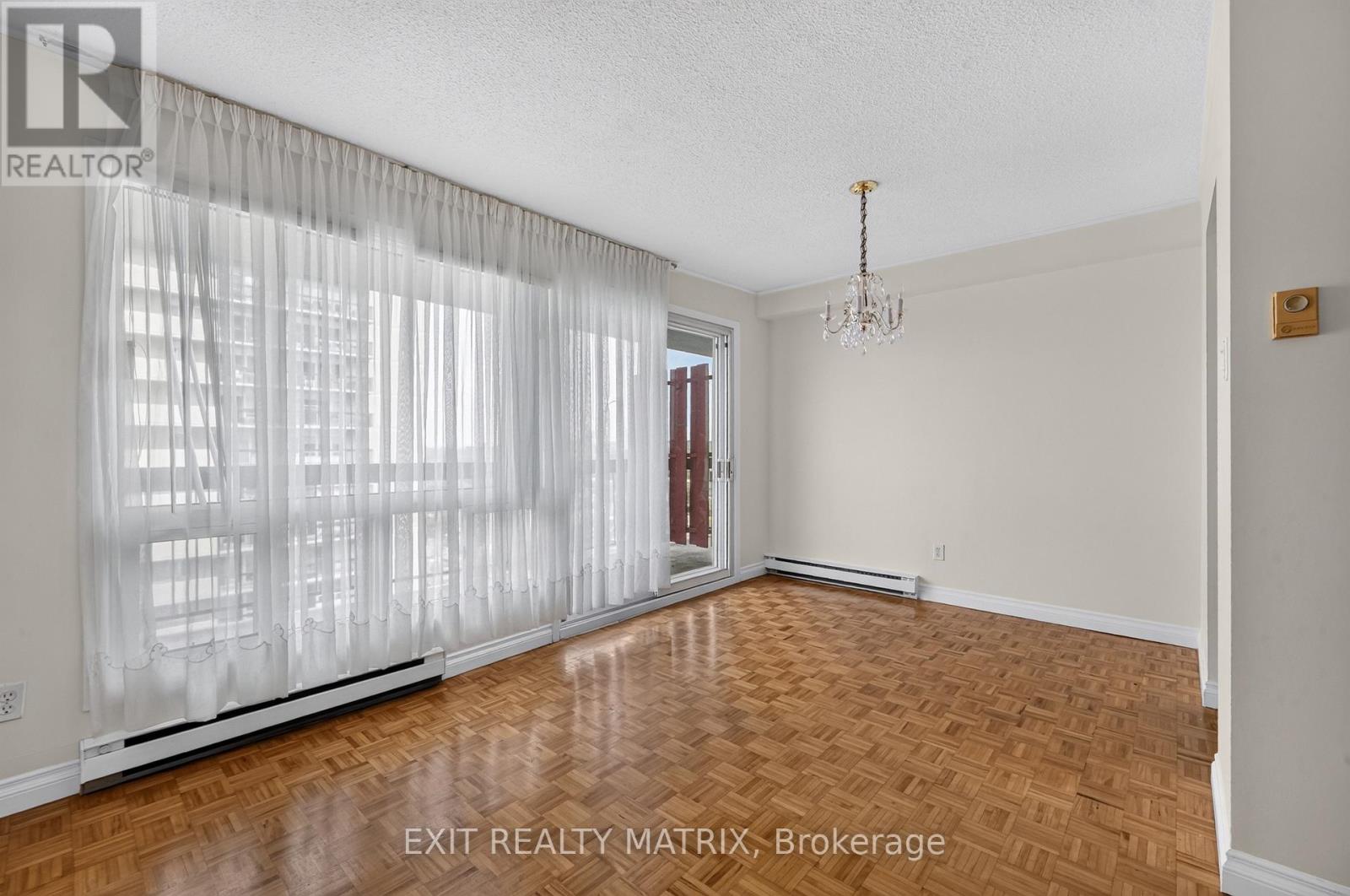 1204 - 158 B Mcarthur Avenue, Ottawa, Ontario  K1L 8C9 - Photo 9 - X13666682