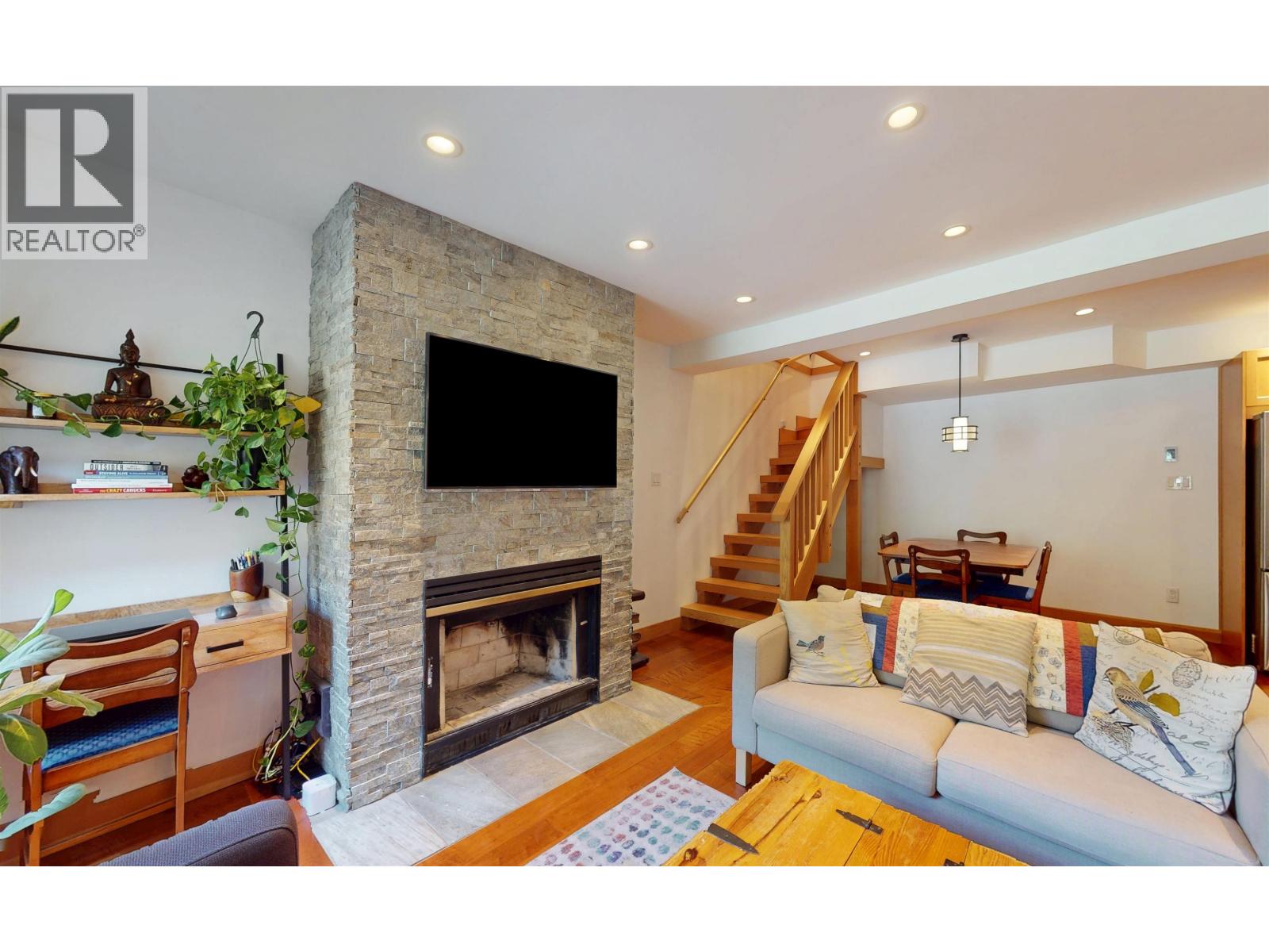 11 2556 Snowridge Crescent, Whistler, British Columbia  V8E 0A6 - Photo 12 - R3153716