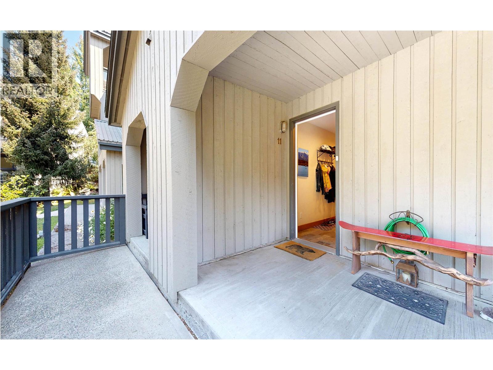 11 2556 Snowridge Crescent, Whistler, British Columbia  V8E 0A6 - Photo 3 - R3153716