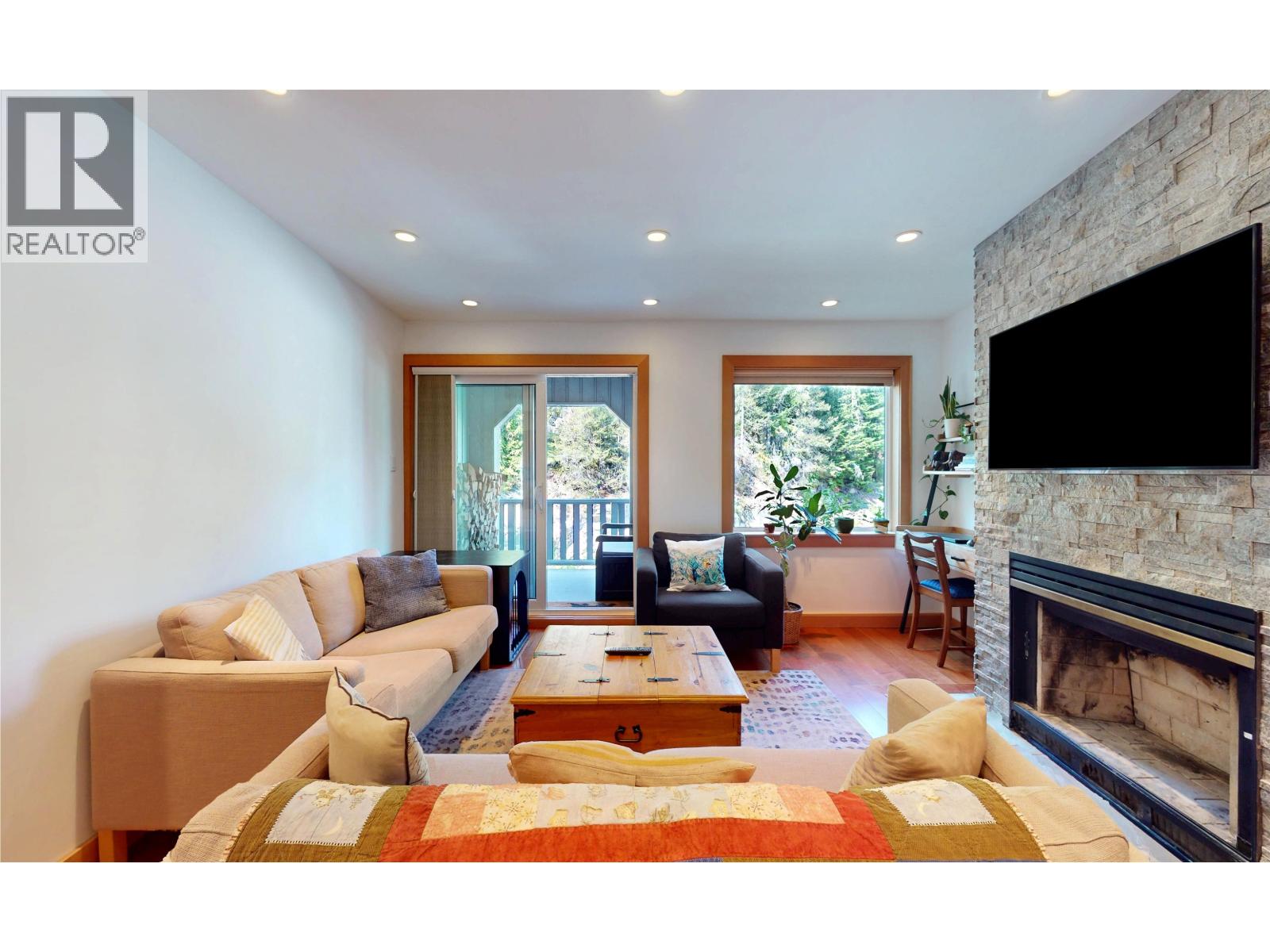 11 2556 Snowridge Crescent, Whistler, British Columbia  V8E 0A6 - Photo 11 - R3153716