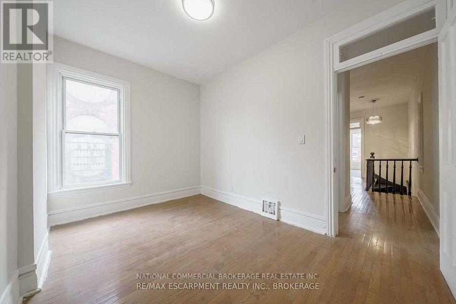 138 Victoria Avenue N, Hamilton, Ontario  L8L 5E8 - Photo 10 - X13666742