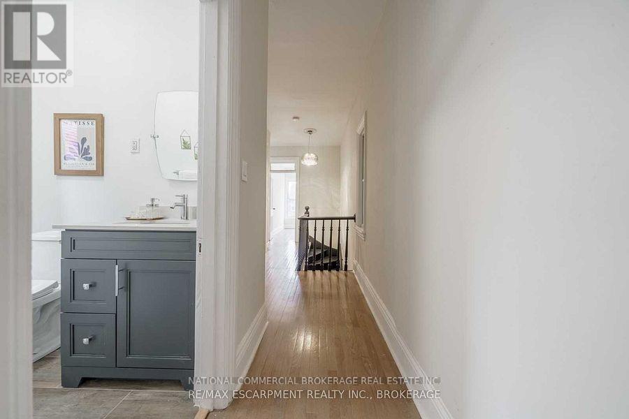138 Victoria Avenue N, Hamilton, Ontario  L8L 5E8 - Photo 11 - X13666742