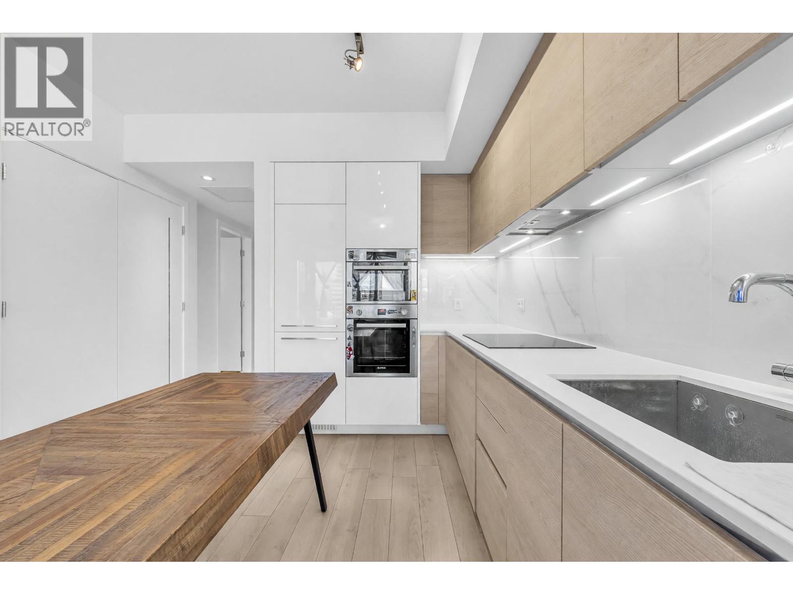 1203 2085 Skyline Court, Burnaby, British Columbia  V5C 0M6 - Photo 13 - R3154862