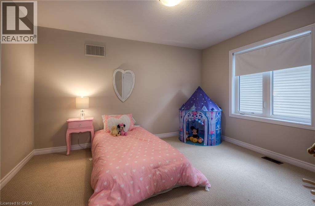 102 Coopershawk Street, Kitchener, Ontario  N2K 4J8 - Photo 12 - 40855301