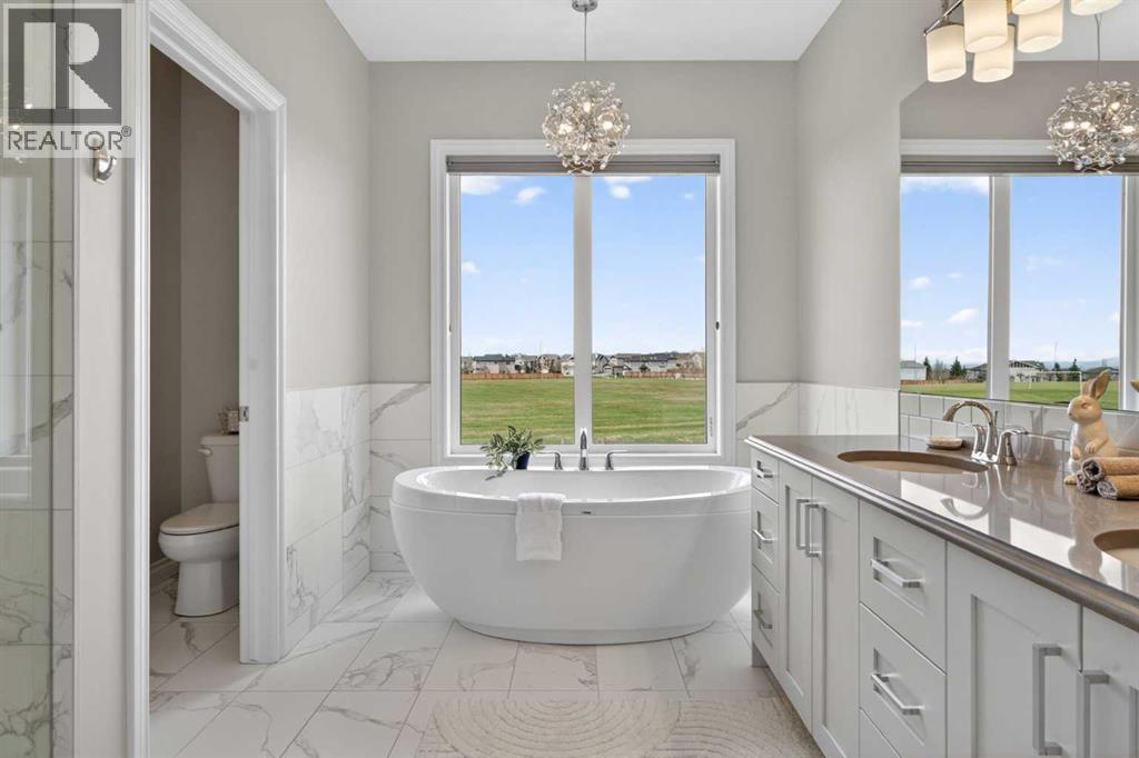 73 Rockyvale Green NW, Calgary, Alberta  T3G 0G4 - Photo 33 - A2329390