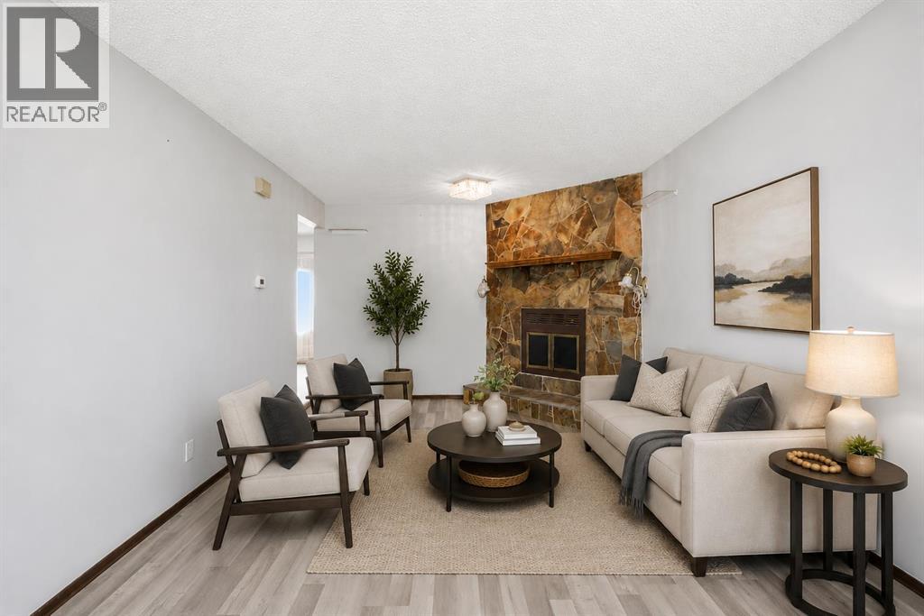 56 Pinecliff Close Ne, Calgary, Alberta  T1Y 4N5 - Photo 4 - A2333069
