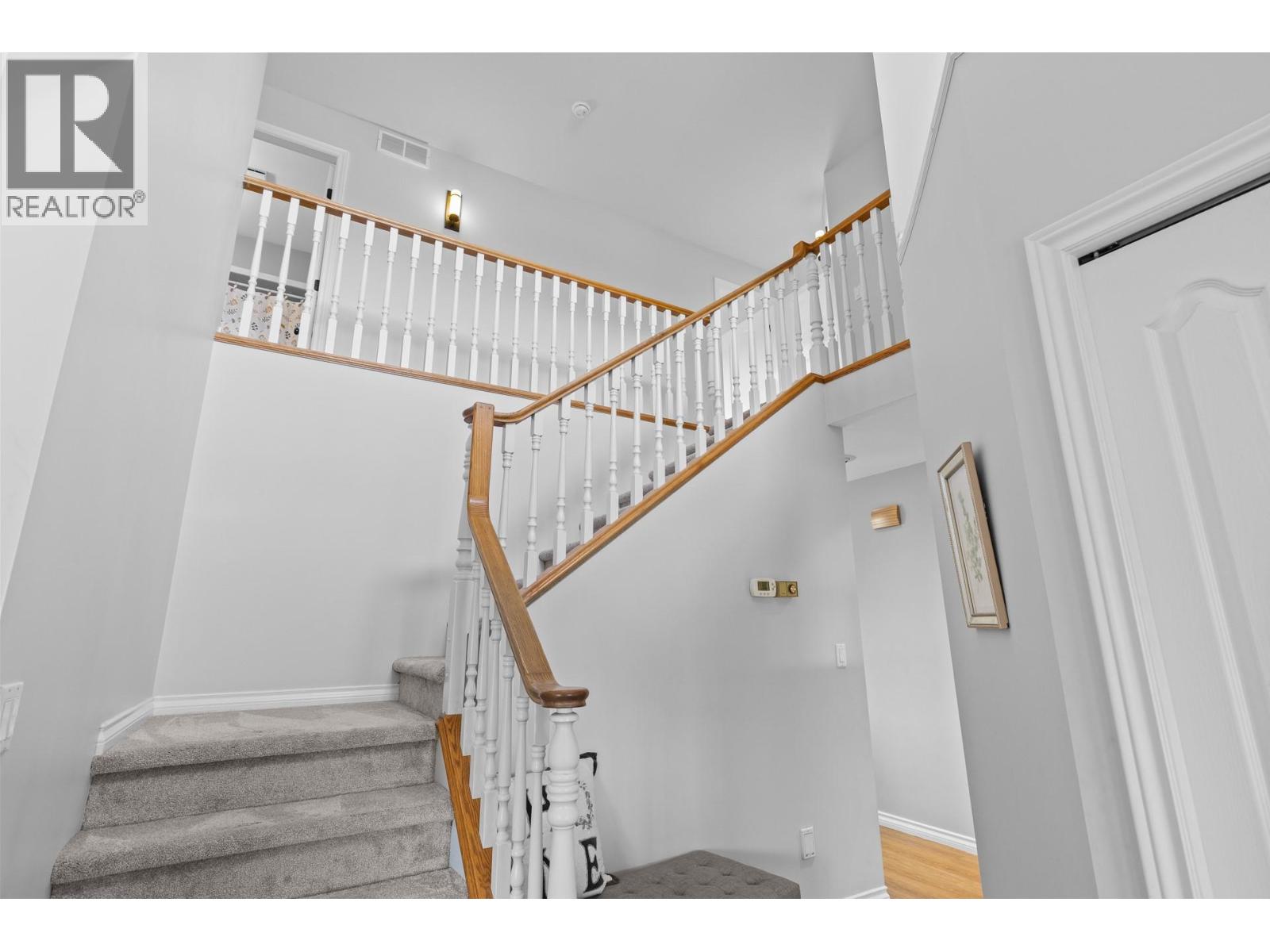 845 Hollydell Road, Kelowna, British Columbia  V1X 1L6 - Photo 8 - 10385673