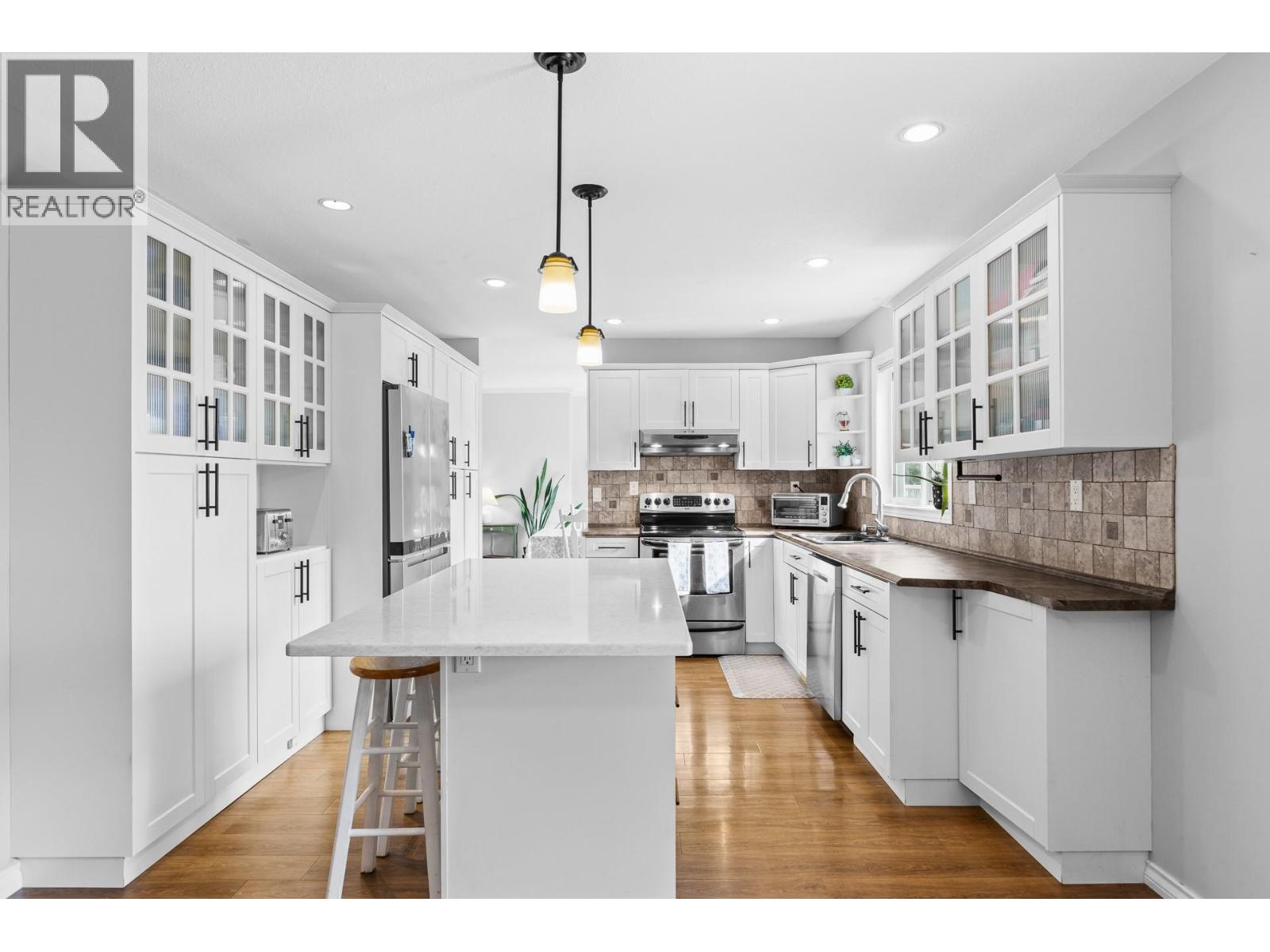 845 Hollydell Road, Kelowna, British Columbia  V1X 1L6 - Photo 19 - 10385673