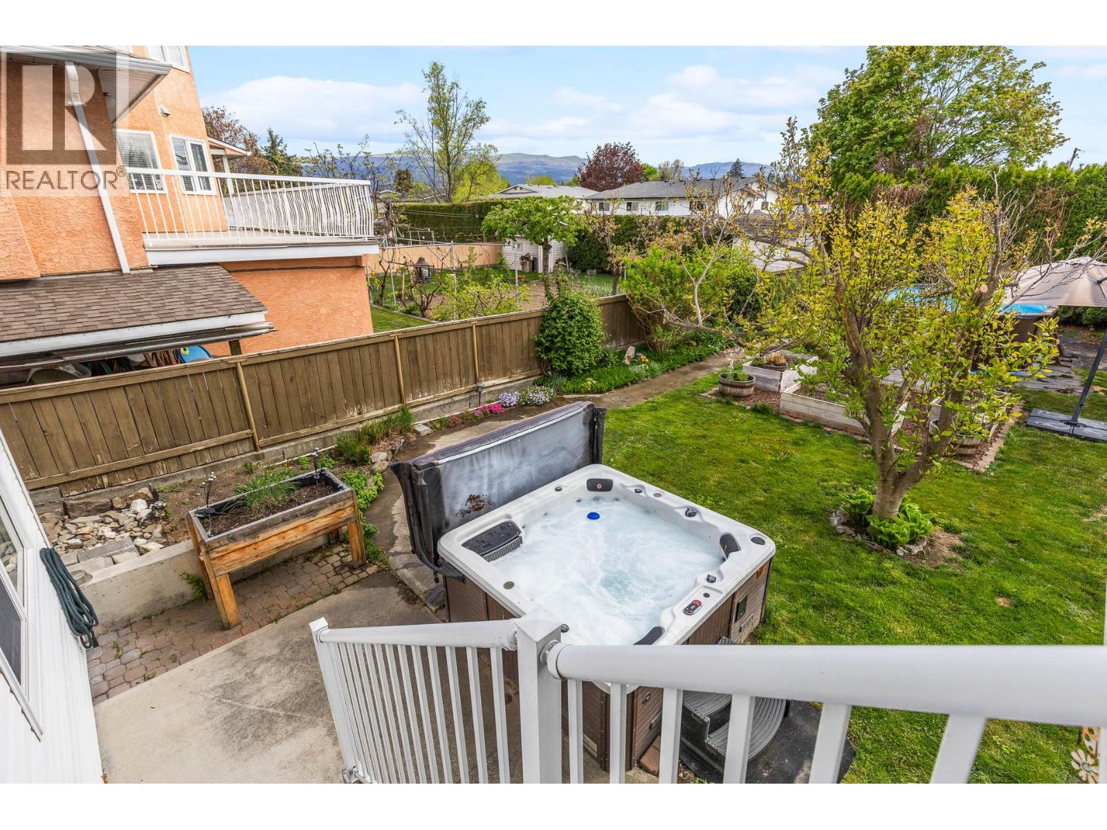 845 Hollydell Road, Kelowna, British Columbia  V1X 1L6 - Photo 48 - 10385673