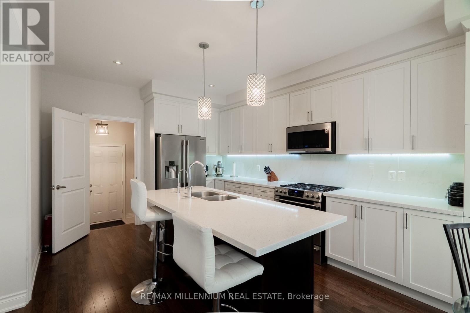 40 Frederick Pearson Street, East Gwillimbury, Ontario  L9N 0R8 - Photo 8 - N13666828