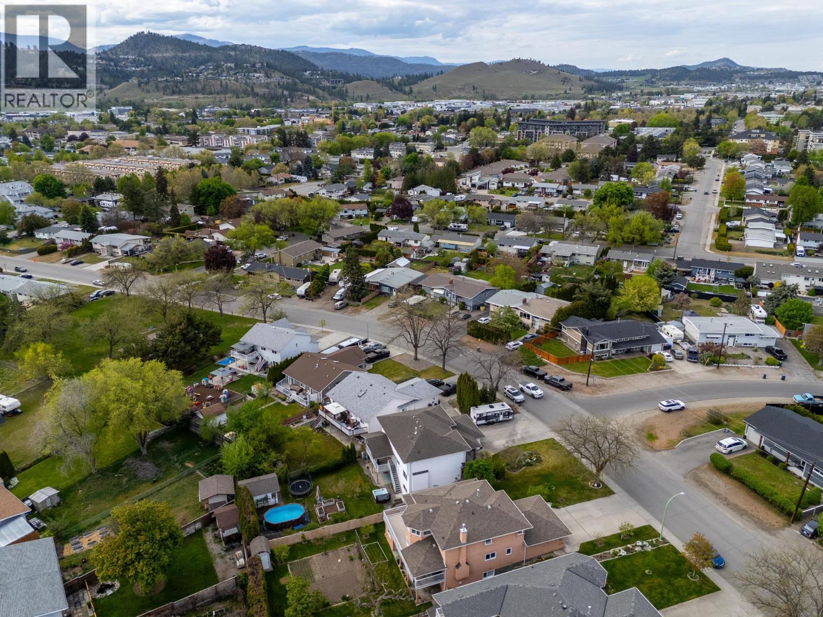 845 Hollydell Road, Kelowna, British Columbia  V1X 1L6 - Photo 65 - 10385673