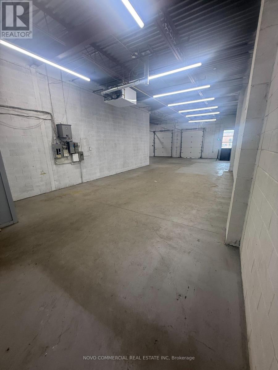 15&16 - 2460 Anson Drive W, Mississauga, Ontario  L5S 1G7 - Photo 5 - W13245482