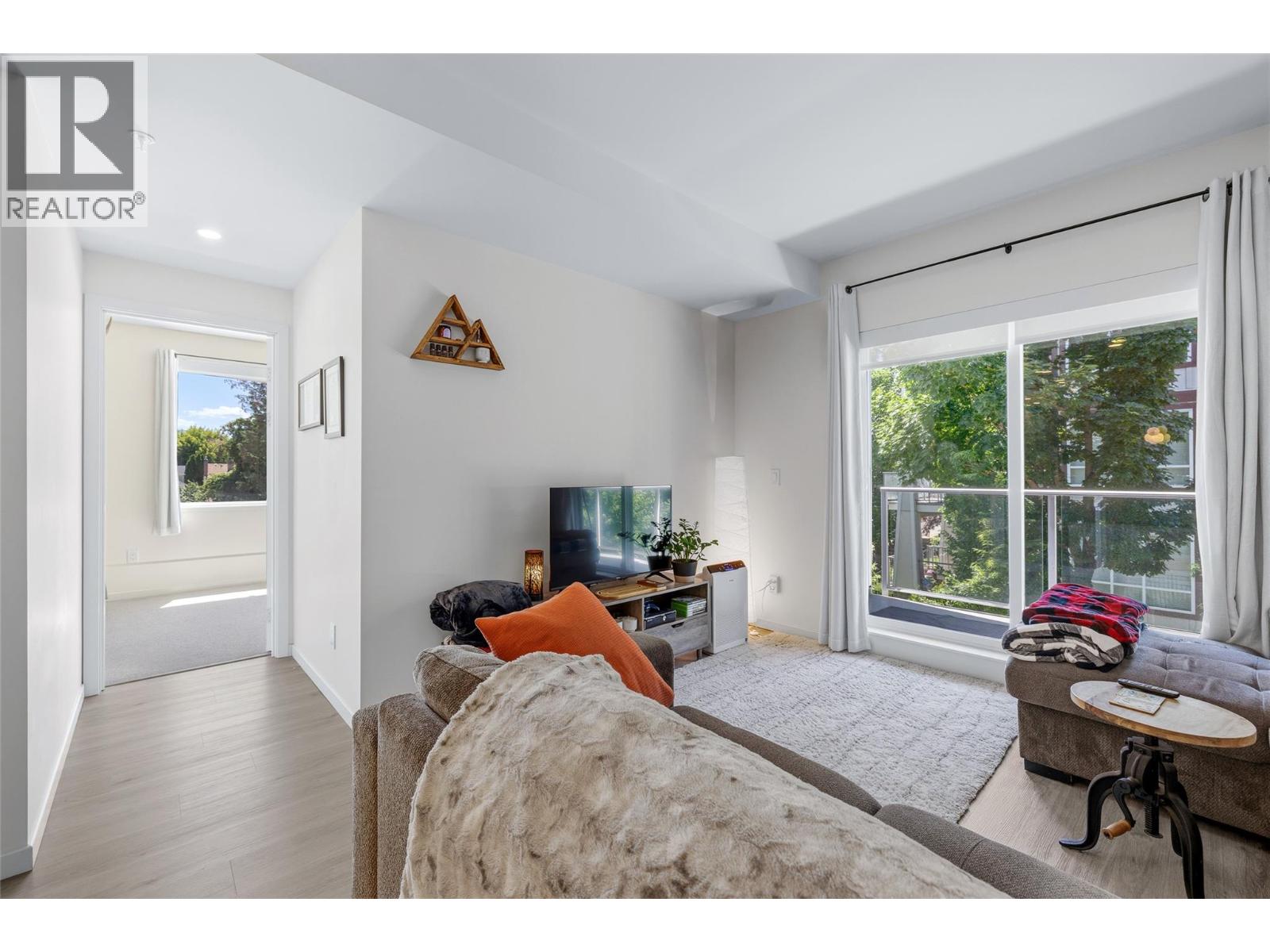 880 Saucier Avenue Unit# 203, Kelowna, British Columbia  V1Y 0H4 - Photo 12 - 10392558