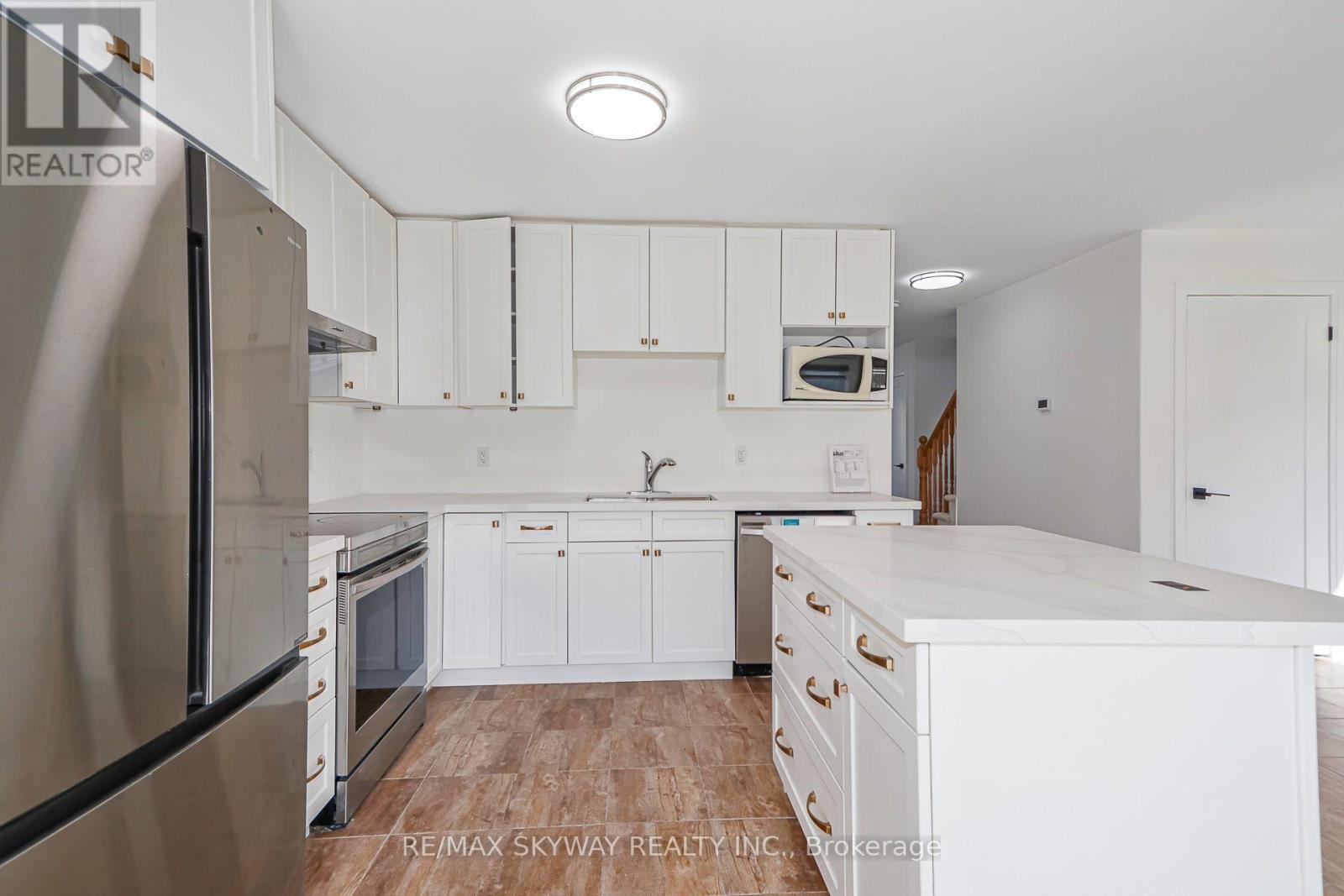 143 Stonebrook Way Ne, Grey Highlands, Ontario  N0C 1H0 - Photo 17 - X12639850