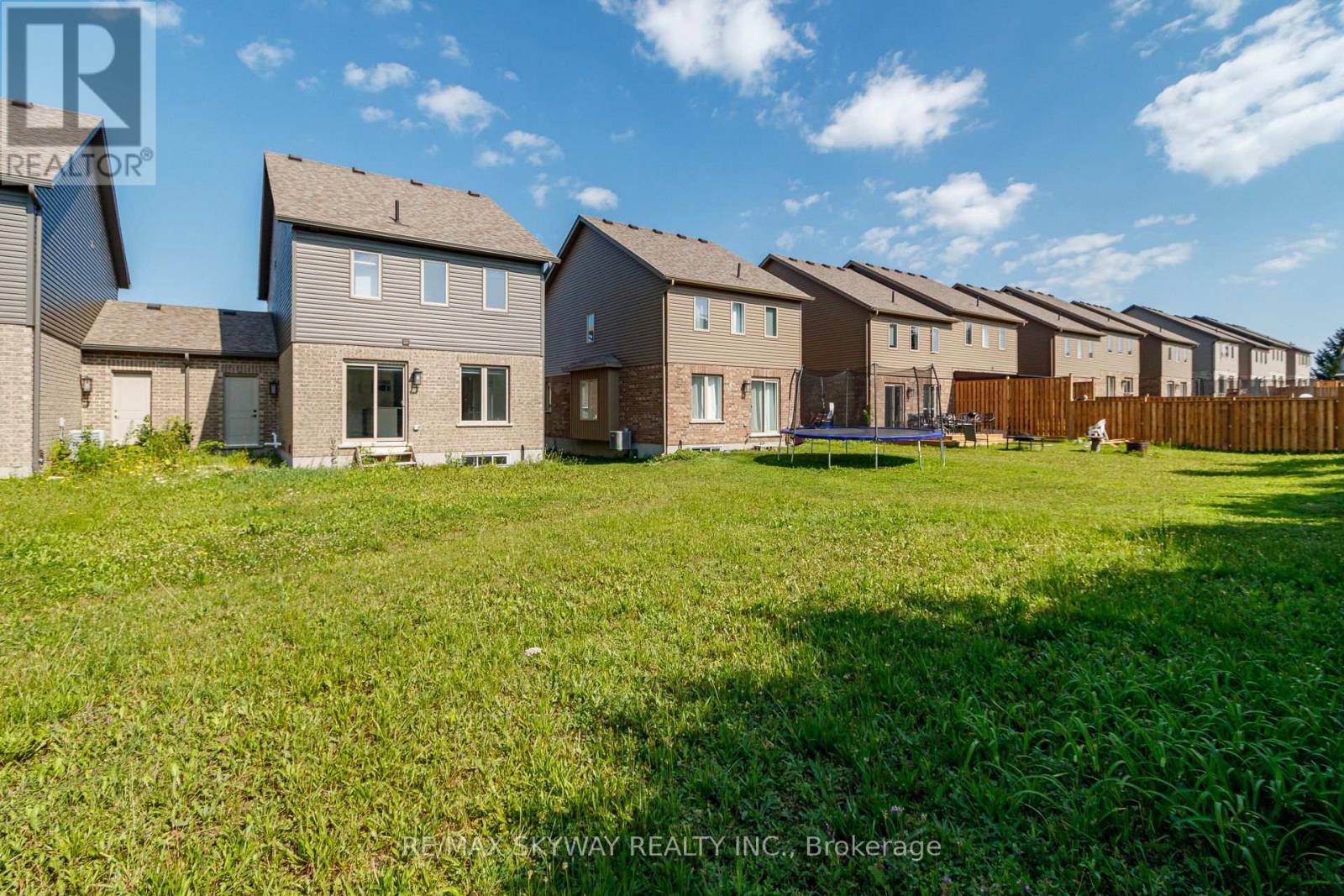 143 Stonebrook Way Ne, Grey Highlands, Ontario  N0C 1H0 - Photo 48 - X12639850