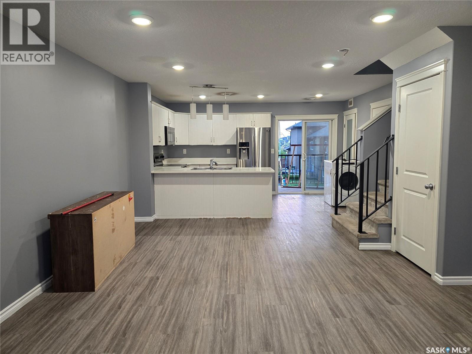 510 110 Akhtar Bend, Saskatoon, Saskatchewan  S7W 0Y9 - Photo 4 - SK045354