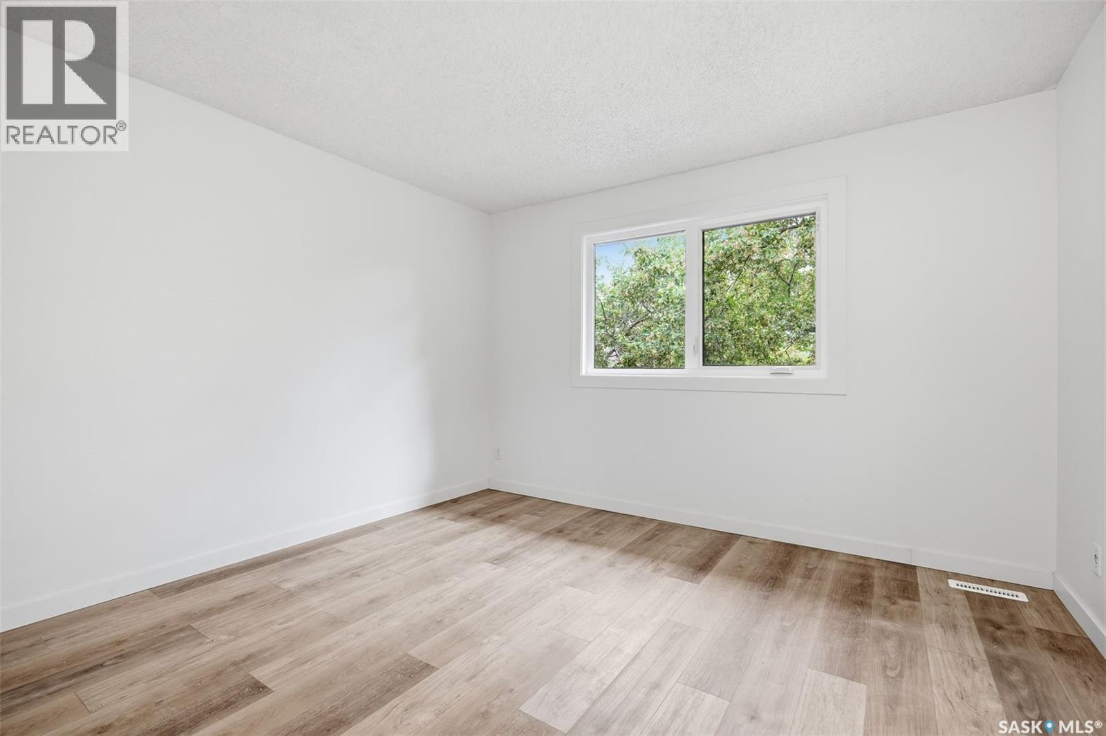 9 1128 Mckercher Drive, Saskatoon, Saskatchewan  S7H 4Y7 - Photo 17 - SK045334