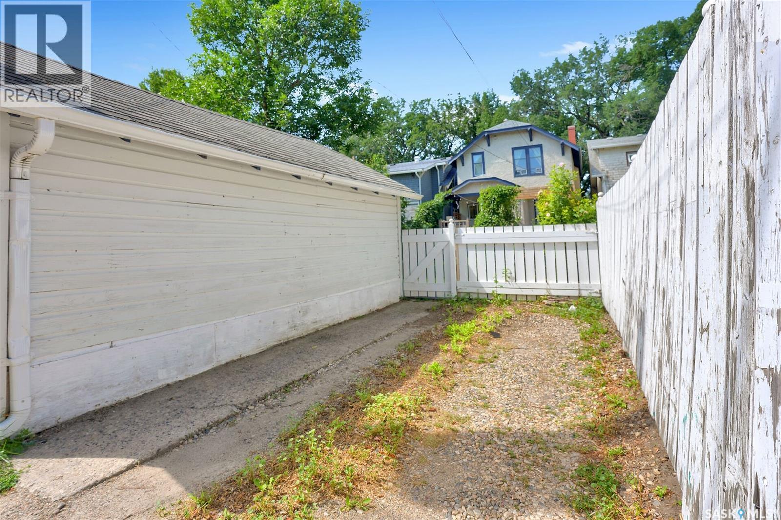2067 Montague Street, Regina, Saskatchewan  S4T 3J7 - Photo 41 - SK045284