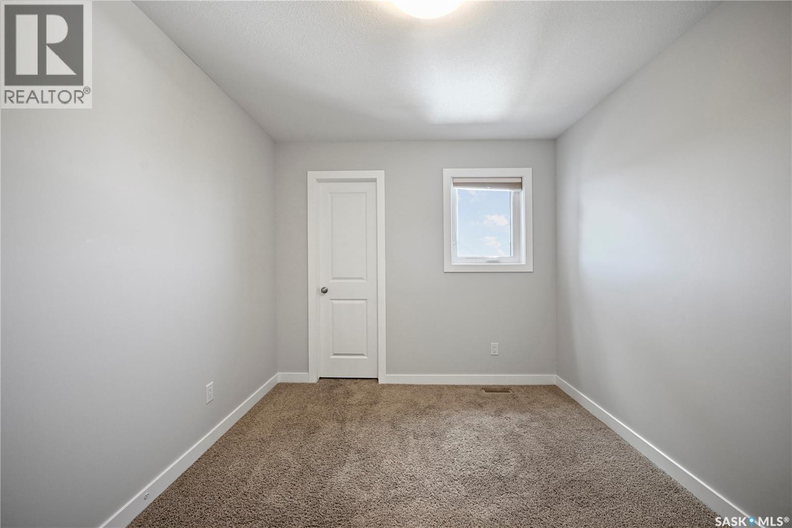 5234 Campling Avenue, Regina, Saskatchewan  S4W 0L8 - Photo 21 - SK045268