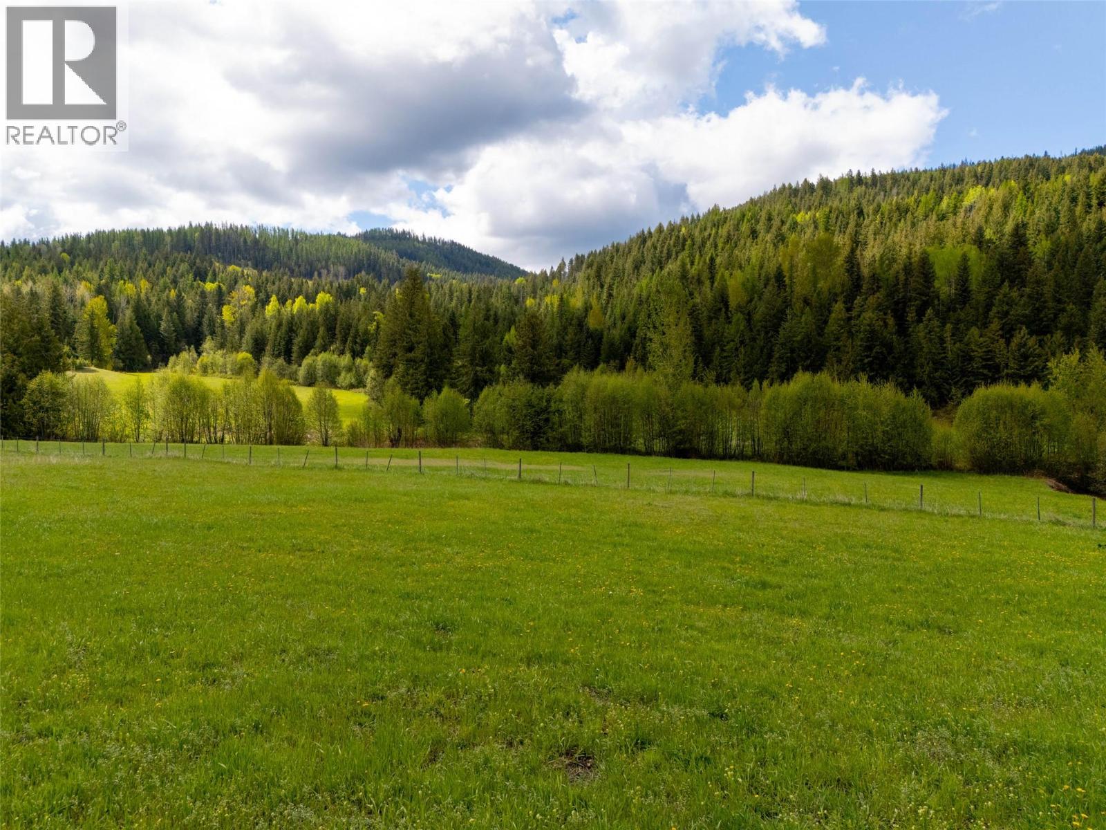 Dl5135 Highway 33 E Highway, Kelowna, British Columbia  V1P 1K2 - Photo 5 - 10354391