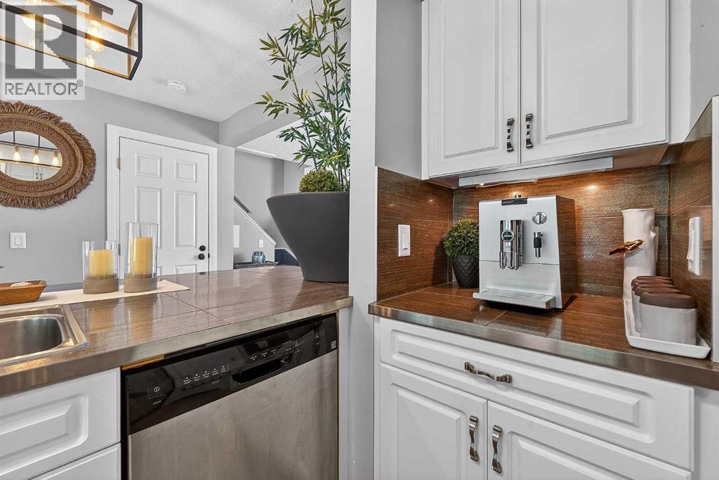 2275 Flanders Avenue SW, Calgary, Alberta  T2T 5K9 - Photo 11 - A2313466