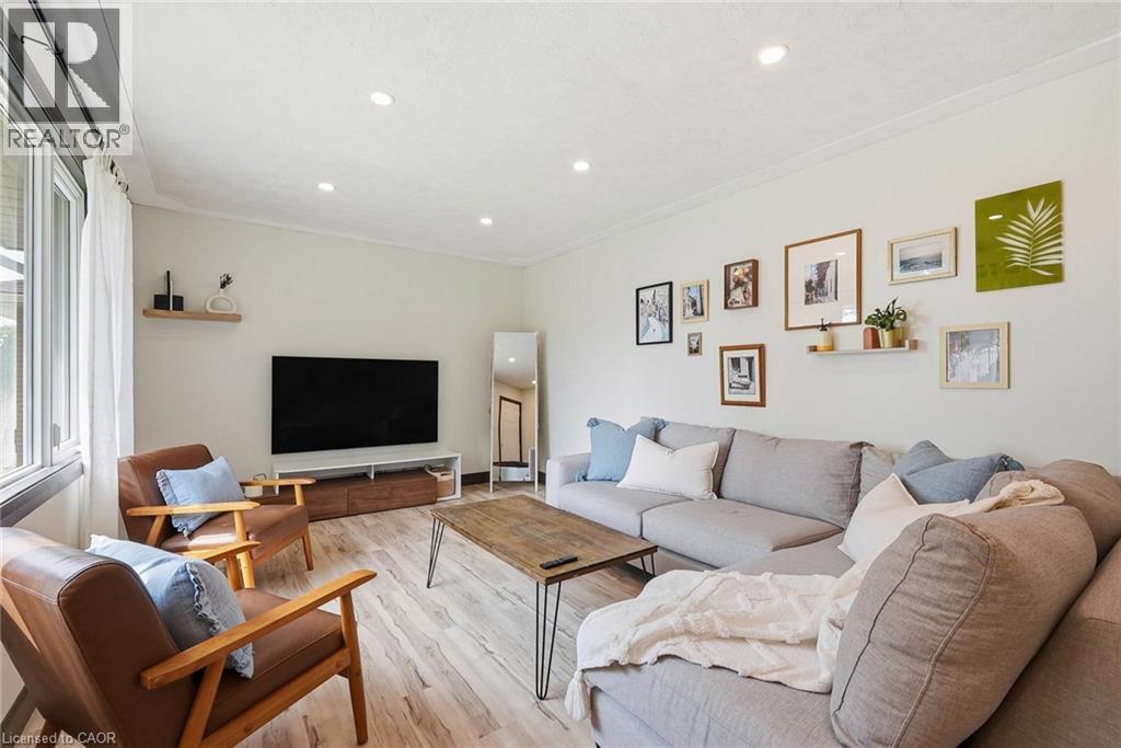 491 St George Street E, Centre Wellington, Ontario  N1M 1K9 - Photo 7 - 40854645