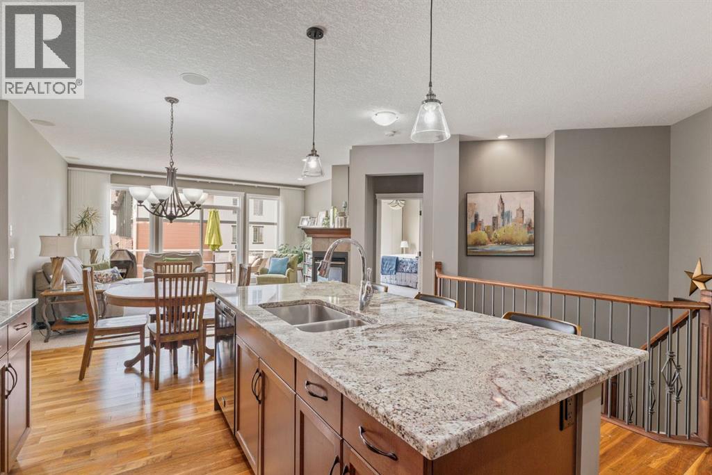 204 Sunset Square, Cochrane, Alberta  T4C 0H3 - Photo 13 - A2335776