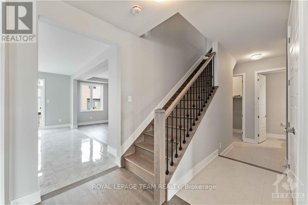 2413 Watercolours Way, Ottawa, Ontario  K2J 7A9 - Photo 9 - X13667150