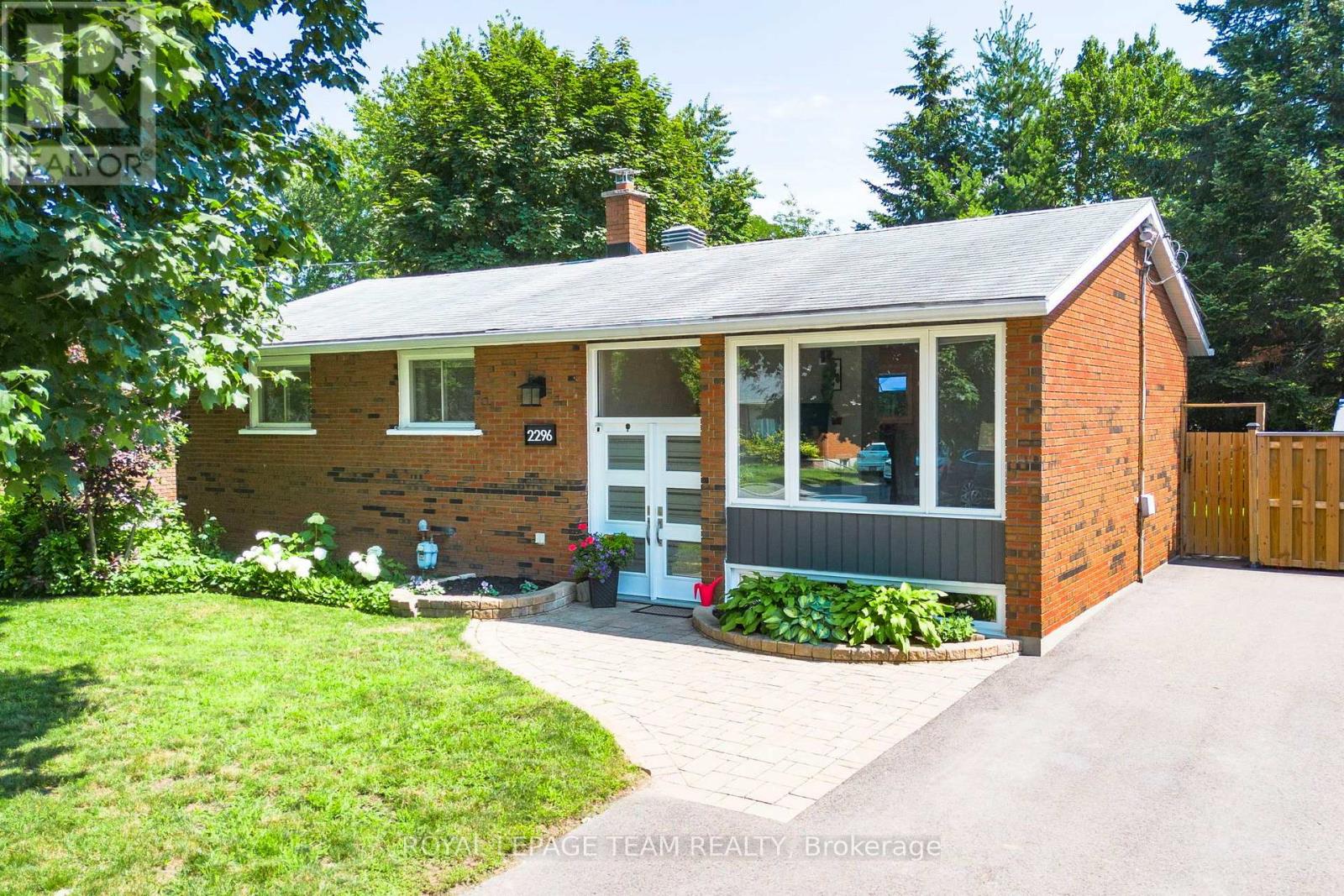 2296 KAY STREET, Ottawa, Ontario