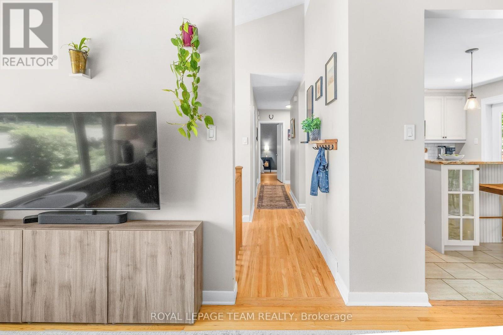 2296 Kay Street, Ottawa, Ontario  K2C 1J7 - Photo 8 - X13667196