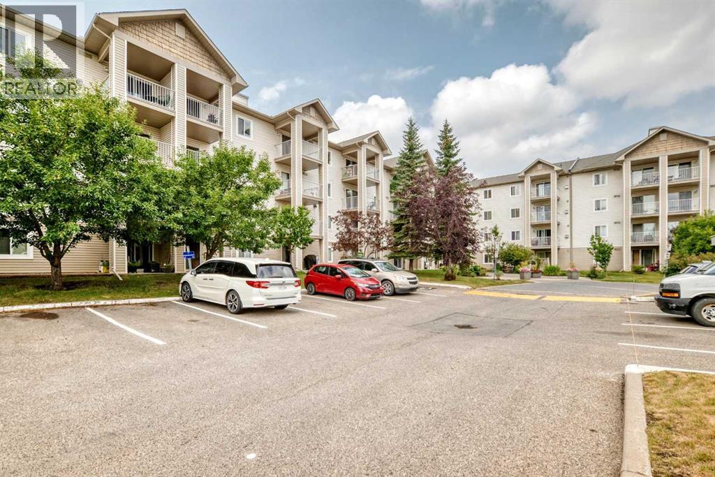 109, 1717 60 Street SE, Calgary, Alberta T2A 7Y7 - Photo 3 - A2336634