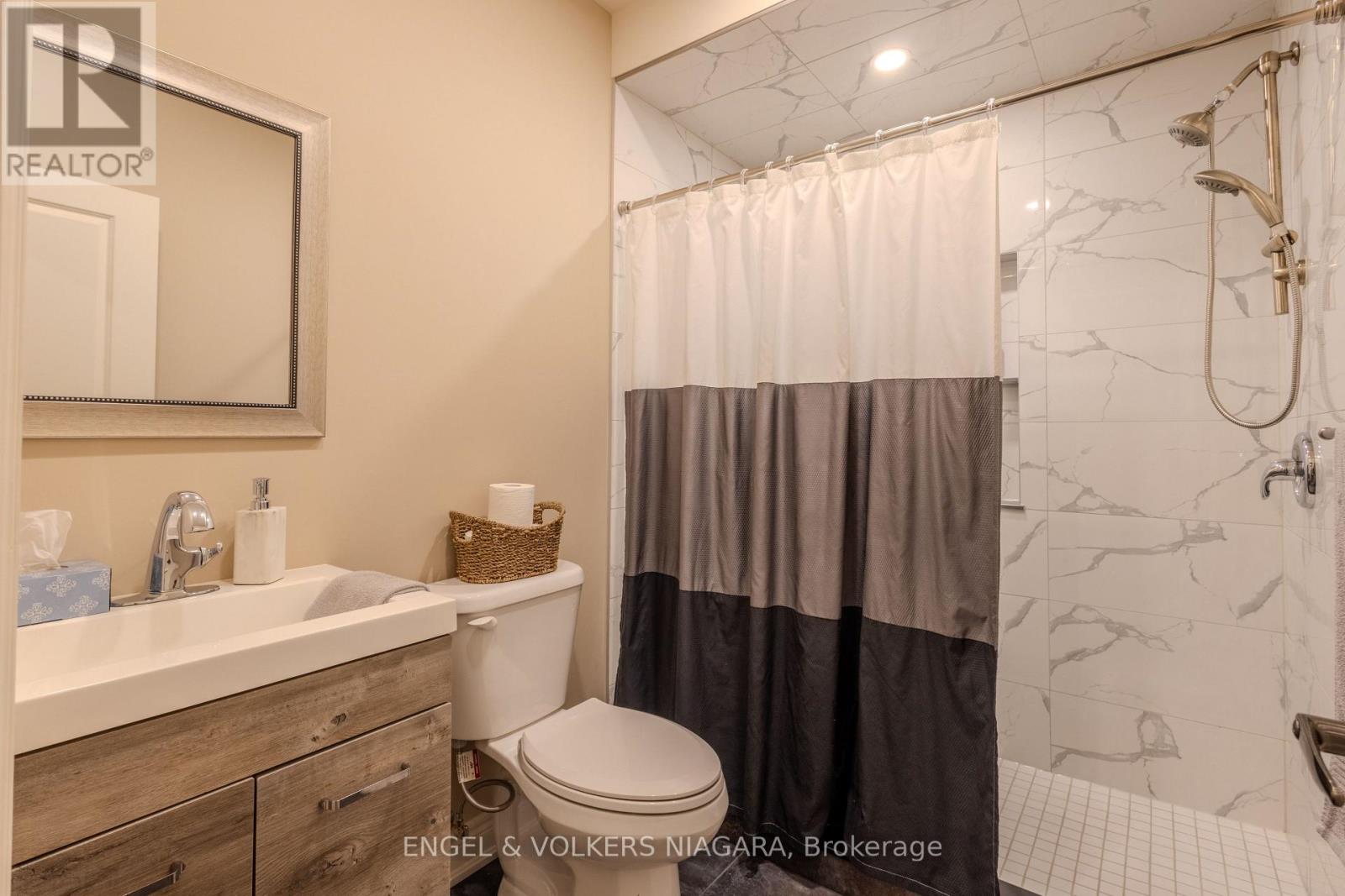 5 Delicious Court, Thorold, Ontario  L2V 0J8 - Photo 36 - X13667118