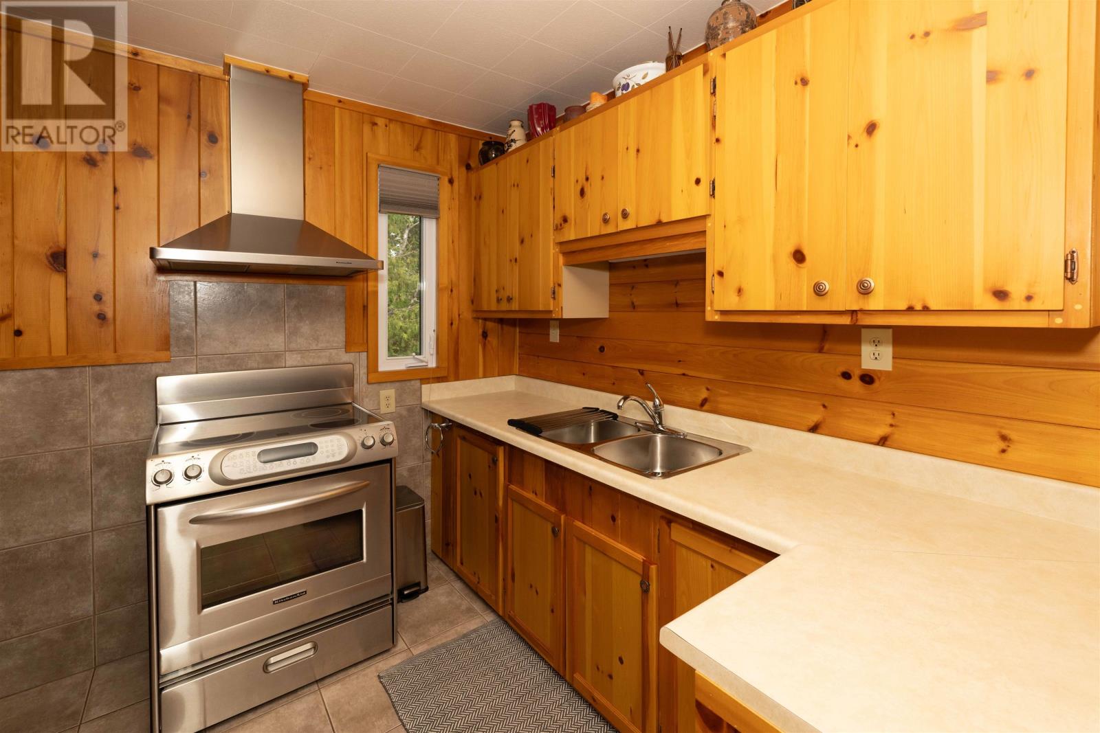 2503 Scott Dr, Shuniah, Ontario  P7A 0Y7 - Photo 12 - TB2602340