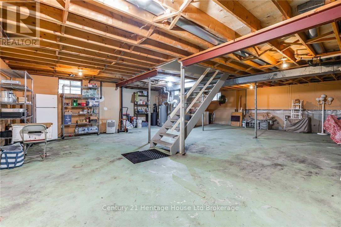 243 Tatlock Court, Waterloo, Ontario  N2L 5Y6 - Photo 26 - X13667134