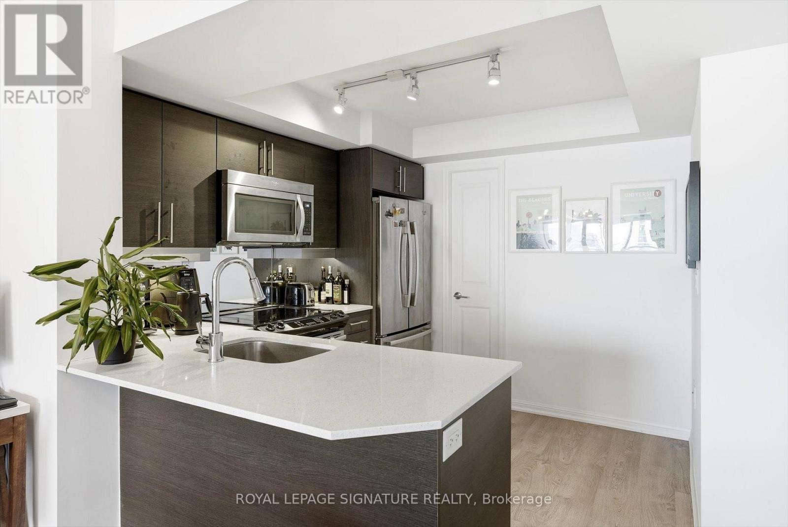 1516 - 125 Western Battery Road, Toronto, Ontario  M6K 3R8 - Photo 8 - C13667148