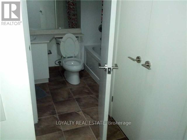 768 - 209 Fort York Boulevard, Toronto, Ontario  M5V 4A1 - Photo 17 - C13667162