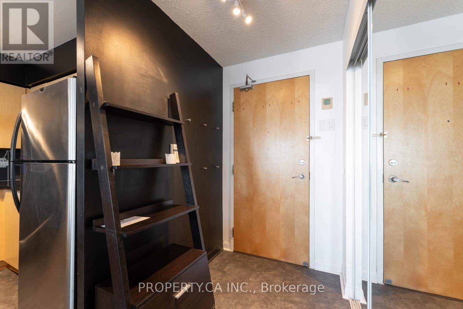 1609 - 4978 Yonge Street, Toronto, Ontario  M2N 7G8 - Photo 2 - C13667212