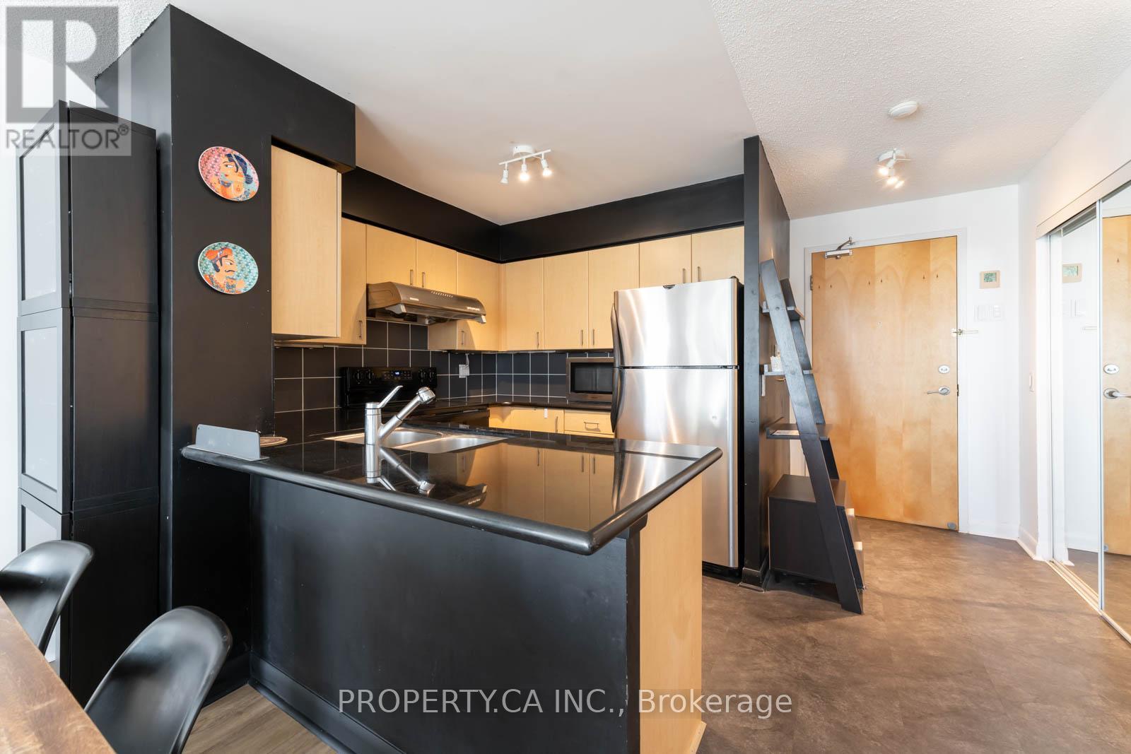 1609 - 4978 Yonge Street, Toronto, Ontario  M2N 7G8 - Photo 3 - C13667212