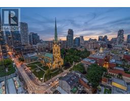 1702 - 60 COLBORNE STREET, Toronto, Ontario
