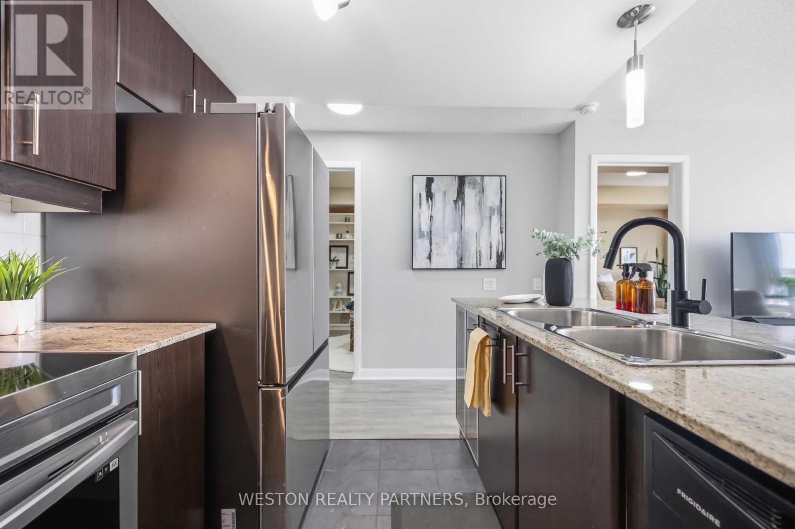 1006 - 190 Borough Drive, Toronto, Ontario  M1P 0B6 - Photo 10 - E13667106