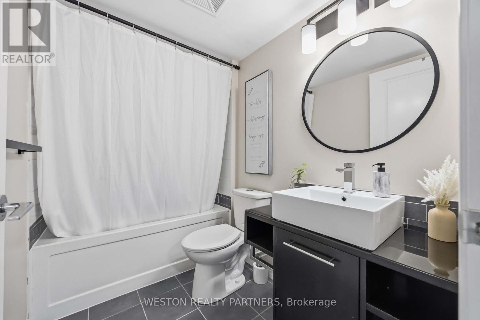 1006 - 190 Borough Drive, Toronto, Ontario  M1P 0B6 - Photo 21 - E13667106