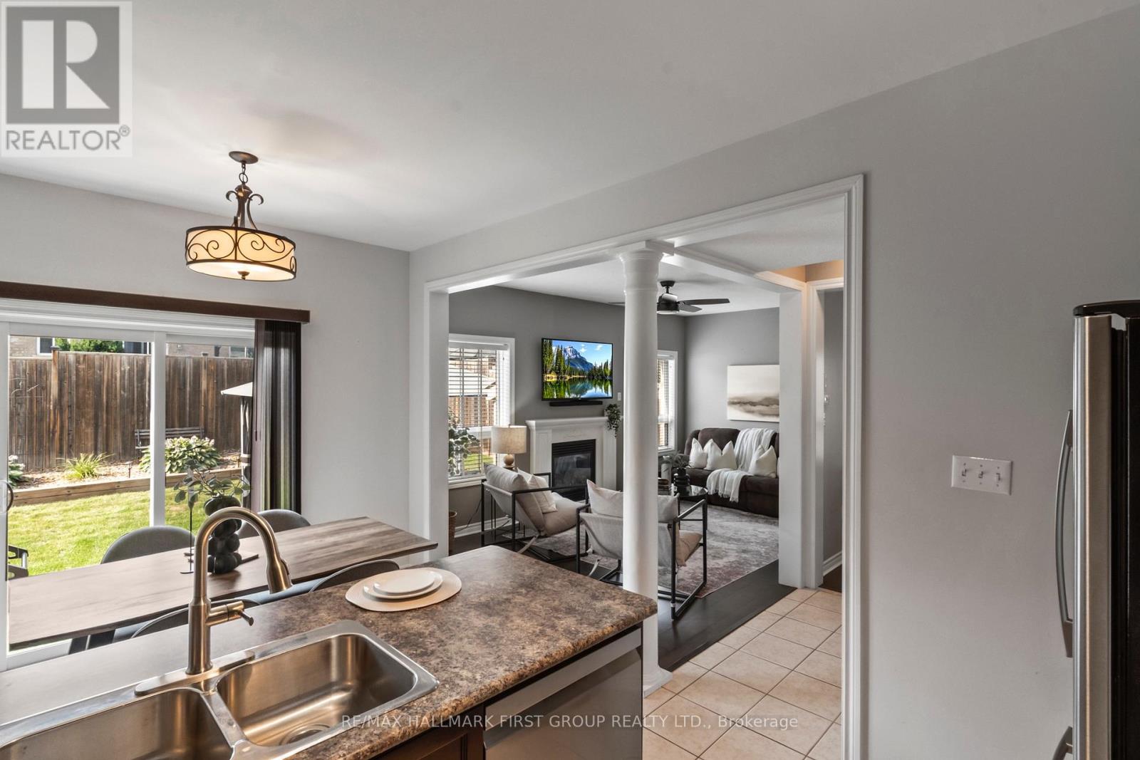 96 Redfern Crescent, Clarington, Ontario  L1C 0K1 - Photo 8 - E13667182