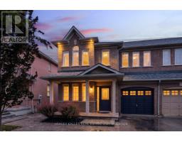 19 STARR CRESCENT, Aurora, Ontario