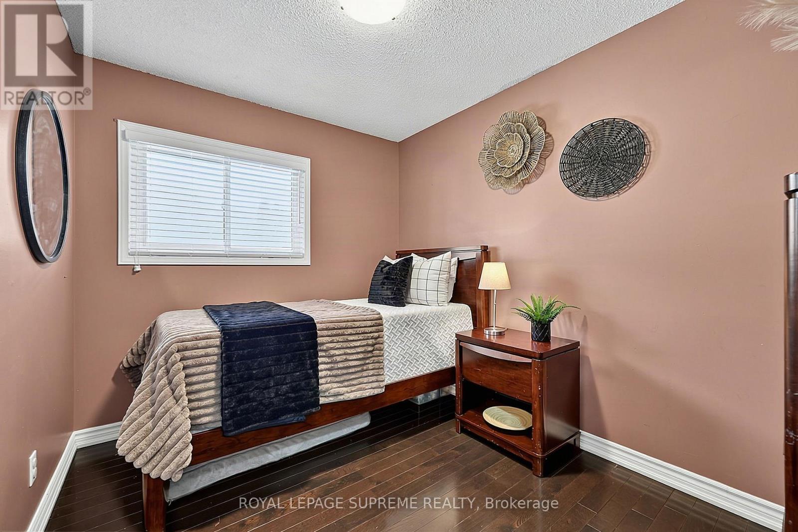 12 Pridham Crescent, Essa, Ontario  L3W 0G5 - Photo 19 - N13667158